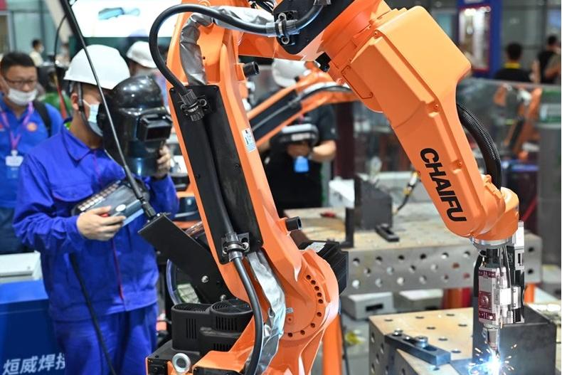 機(jī)器人激光焊機(jī)